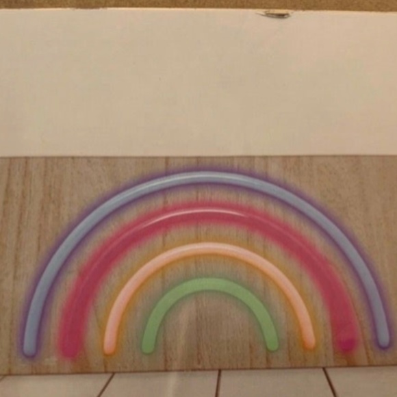 COPY - Rainbow Dreams LED Rainbow Wall Art Deco Night Lite Take it Anywhere NIB - Picture 3 of 4